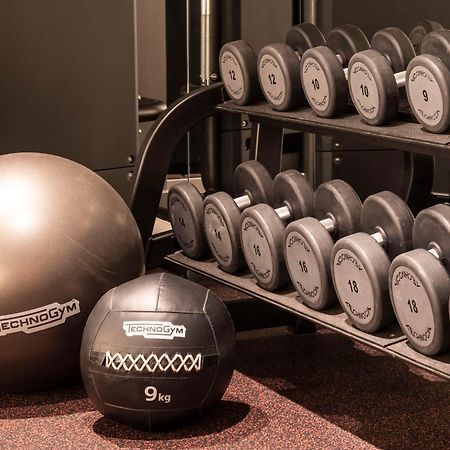 Virgin Hotels Эдинбург Экстерьер фото Dumbbells and exercise balls