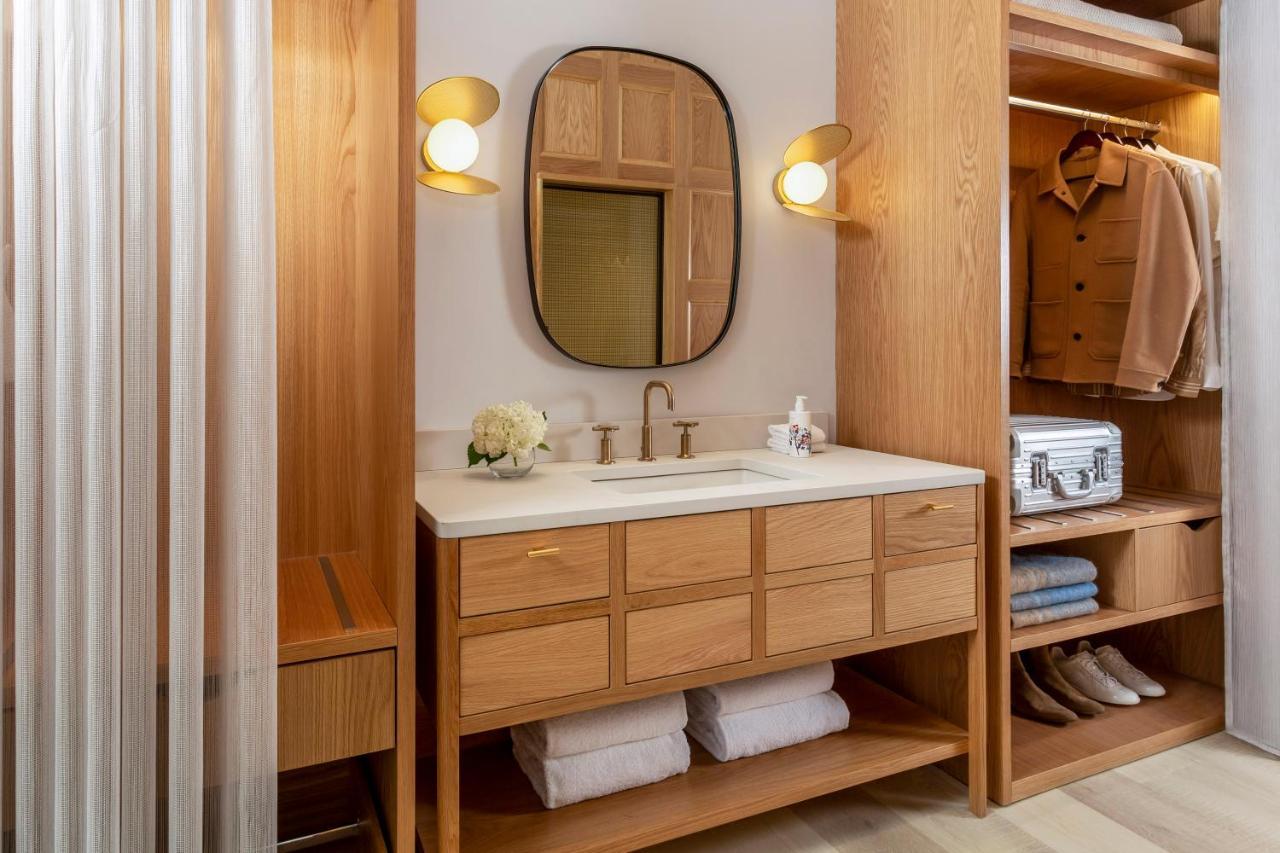 Virgin Hotels Эдинбург Экстерьер фото Bathroom